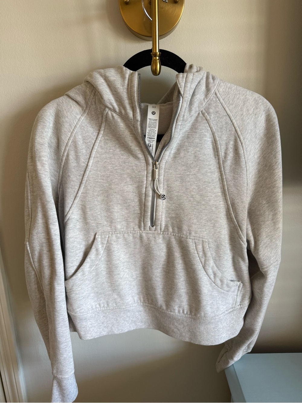 Lulu Lemon Light Gray Half-Zip Hooded Pullover Cropped Scuba Sweatshirt - Women